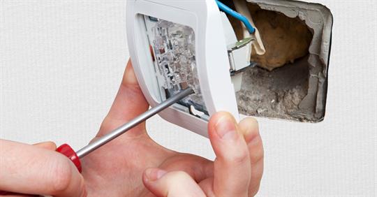 replacing light switch